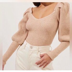 ASTR The Label Tan Women’s Sweater Size XS